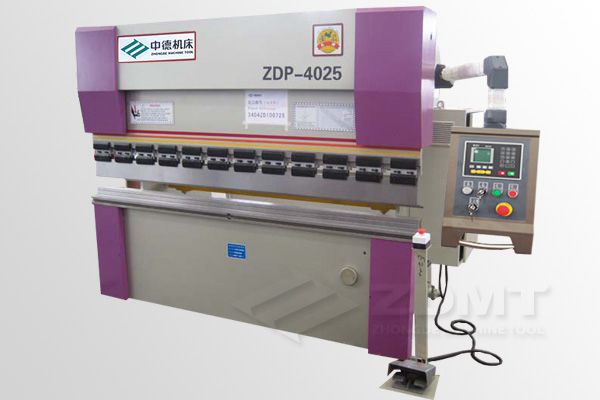 ZDP-4025.jpg ZDP-4025.jpg