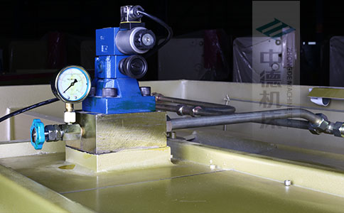 ZDS-840接纳国际高品德液压阀,不漏油,无端障,能实时显现油压,并接纳全金属高压管毗连保障品德.jpg ZDS-840接纳国际高品德液压阀,不漏油,无端障,能实时显现油压,并接纳全金属高压管毗连保障品德.jpg